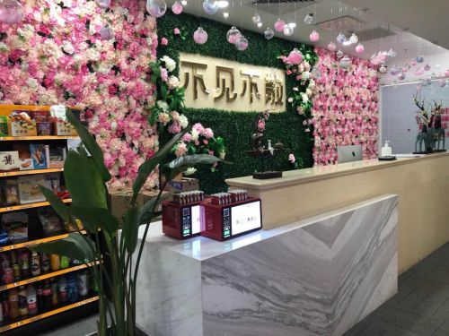 相親界的“哈啰單車”與“法拉利” 你能駕馭得了78萬的碳纖維自行車嗎？